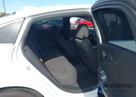 2022 Chevrolet Malibu Lt из США, поврежденный, VIN 1G1ZD5ST1NF119477